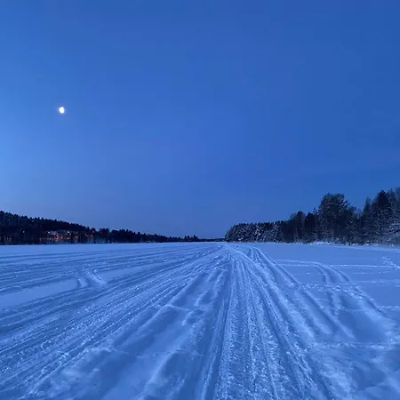 Cozy And Calm House W 3 Bedroom And Bus Connection To Santa Claus Prázdninový dům Rovaniemi